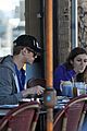 hayden_christensen_rachel_bilson_feeding_each_other