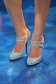 hilary_duff_legs_trl