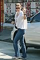jessica_biel_taking_pictures_with_camera
