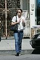 jessica_biel_taking_pictures_with_camera