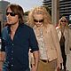 nicole_kidman_keith_urban_holding_hands