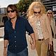 nicole_kidman_keith_urban_holding_hands