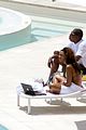 beyonce-swimming-pool