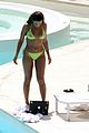 beyonce-swimming-pool