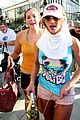 britney-towel