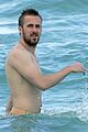 gosling-shirtless