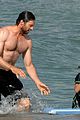 hugh-jackman-plays-with-kids