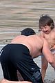 hugh-jackman-plays-with-kids