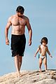 hugh-jackman-plays-with-kids