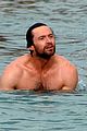 hugh-jackman-plays-with-kids