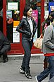 rihanna-curly