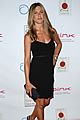 aniston-laura-day