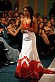 eva-longoria-2007-alma-dress-changes