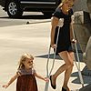 gwyneth-crutches