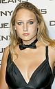 leelee-black-tie