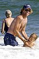 bon-jovi-shirtless