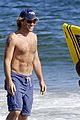 bon-jovi-shirtless