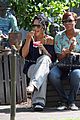 rihanna-crutches