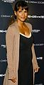 halle-pregnant