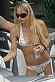 kournikova-bikini