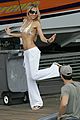 kournikova-bikini