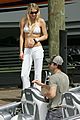 kournikova-bikini