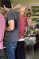 katherine-heigl-grass