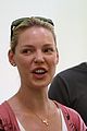 katherine-heigl-grass