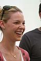 katherine-heigl-grass