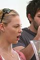 katherine-heigl-grass