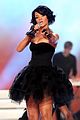rihanna-performance
