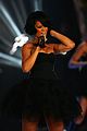 rihanna-performance
