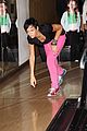 rihanna-bowling