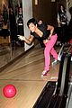 rihanna-bowling