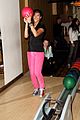 rihanna-bowling
