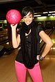 rihanna-bowling
