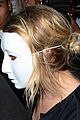 mary-kate-masked