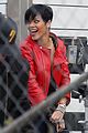 rihanna-bow