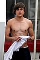zac-shirtless