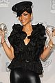 rihanna-bow