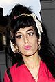 winehouse-pooper