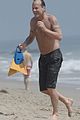 kiefer-shirtless