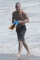 kiefer-shirtless