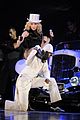 madonna-guns