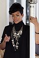 rihanna-mrt