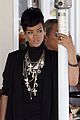 rihanna-mrt