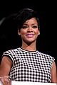rihanna-jingle