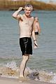 luhrmann-shirtless
