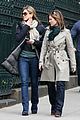 aniston-hug