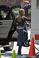 aniston-hug